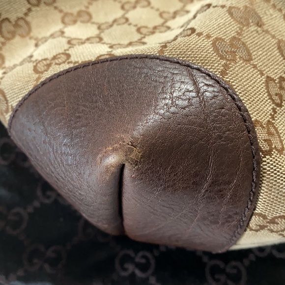 Gucci purse - Picture 7 of 13